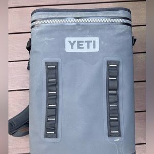 Yeti Hopper Backflip 24 backpack